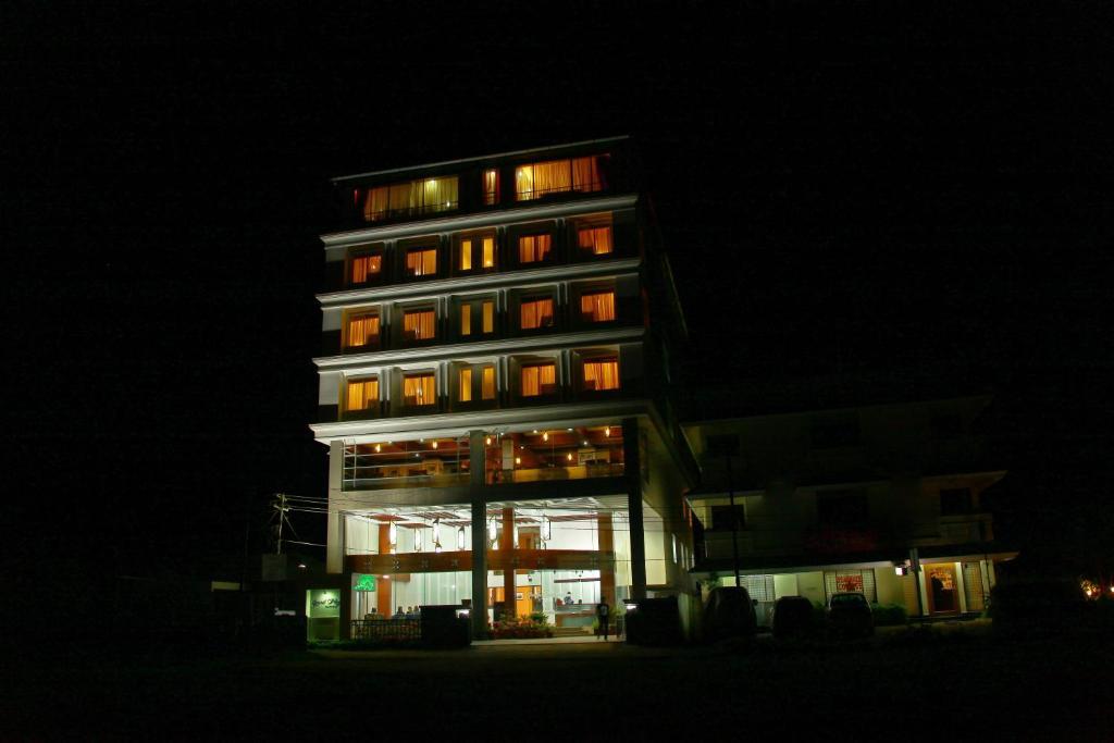 Grand Plaza Hotel Munnar Esterno foto